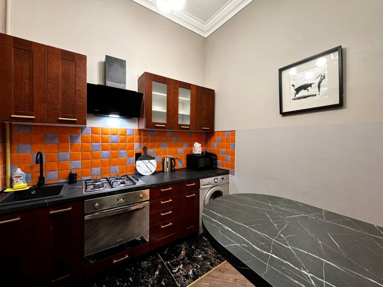 Deribasivska 10 Luxury Apartment Odessa Eksteriør billede